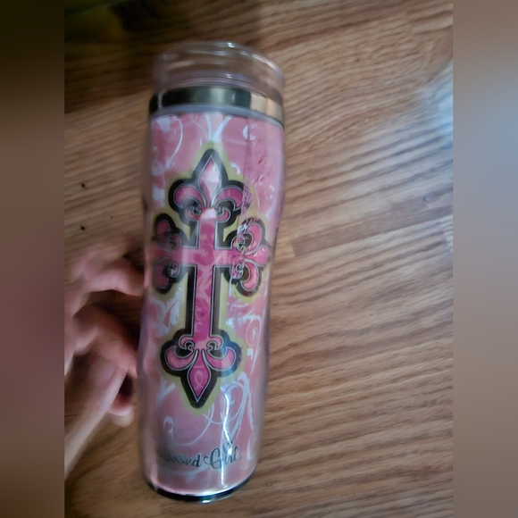 𝒞𝓊𝓅 - Picture 2 of 3